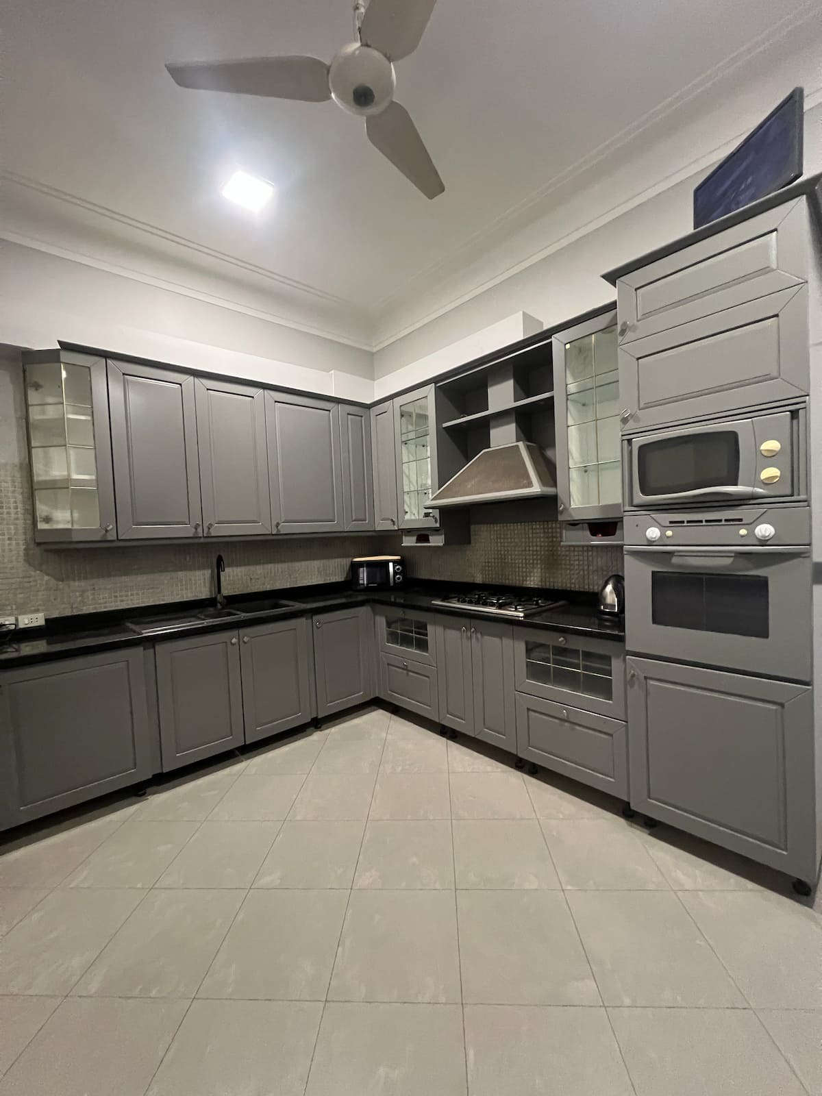 3 Bedroom Ground Unit in Dhoraji (Aga Khan)